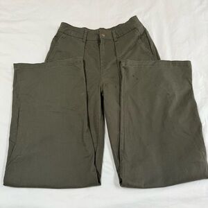 Wild Fable Olive Green Cargo Pants